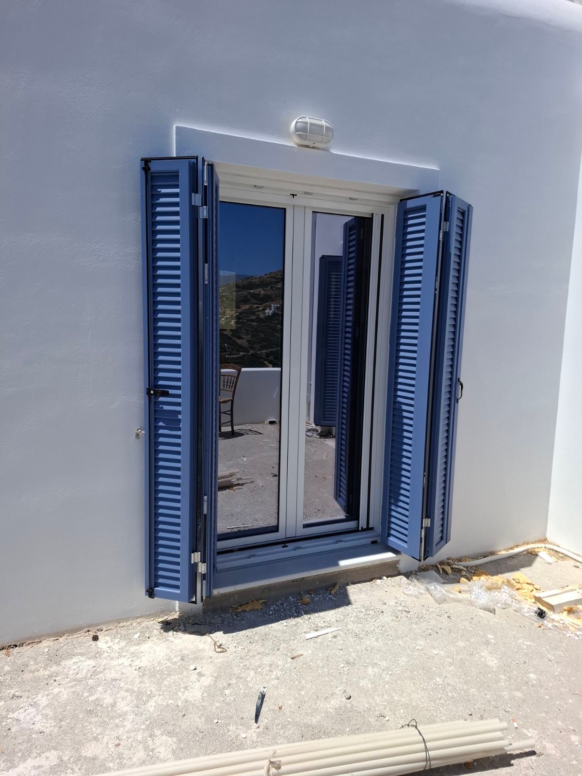 Ανοιγόμενες Μπαλκονόπορτες & Παντζούρια Αλουμινίου | Alfaloumin Ανοιγόμενες Μπαλκονόπορτες & Παντζούρια Αλουμινίου | Alfaloumin